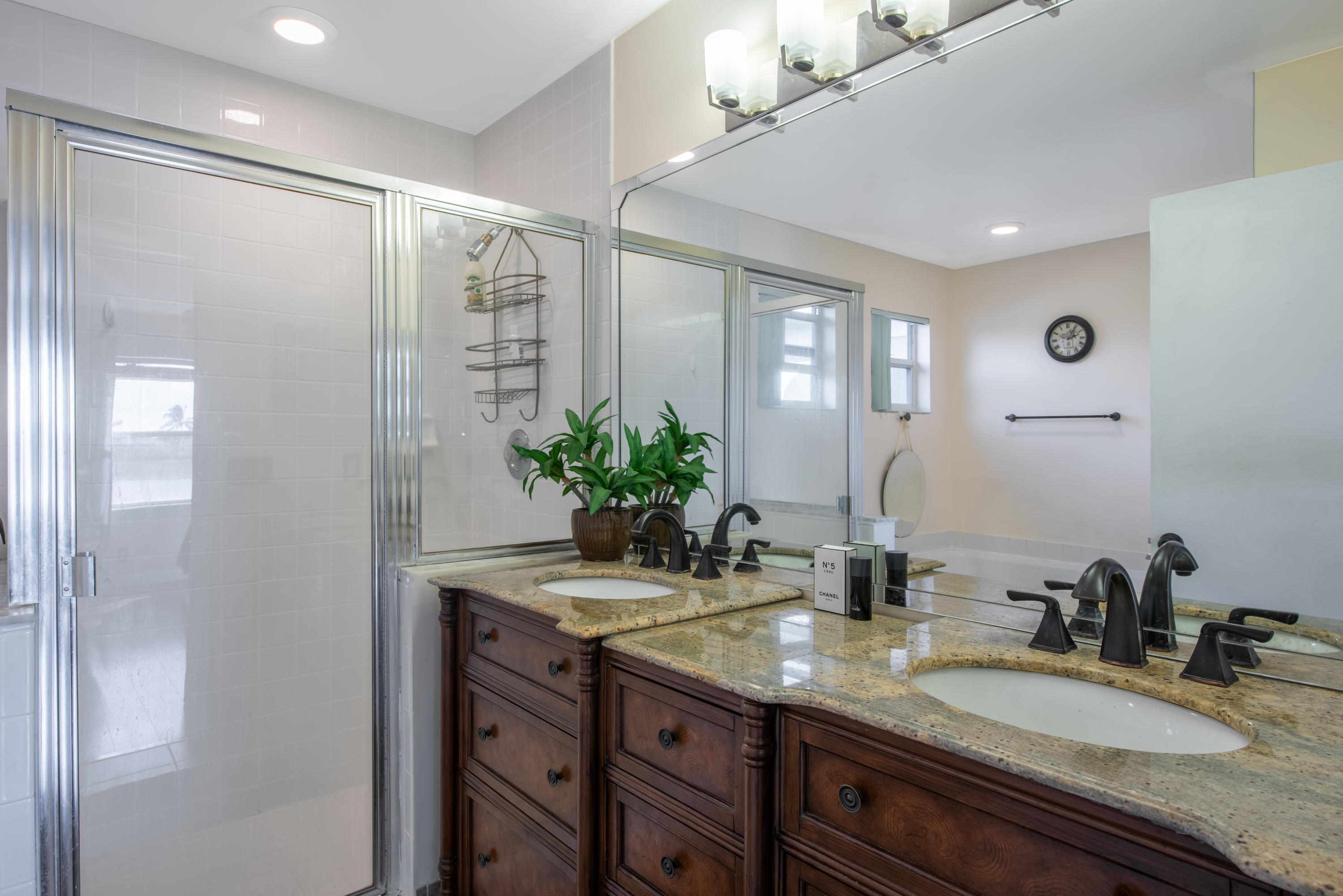 10656 Oak Lake Way Boca Raton, FL 33498 - Photo 16 of 30 10656 Oak Lake Way-27