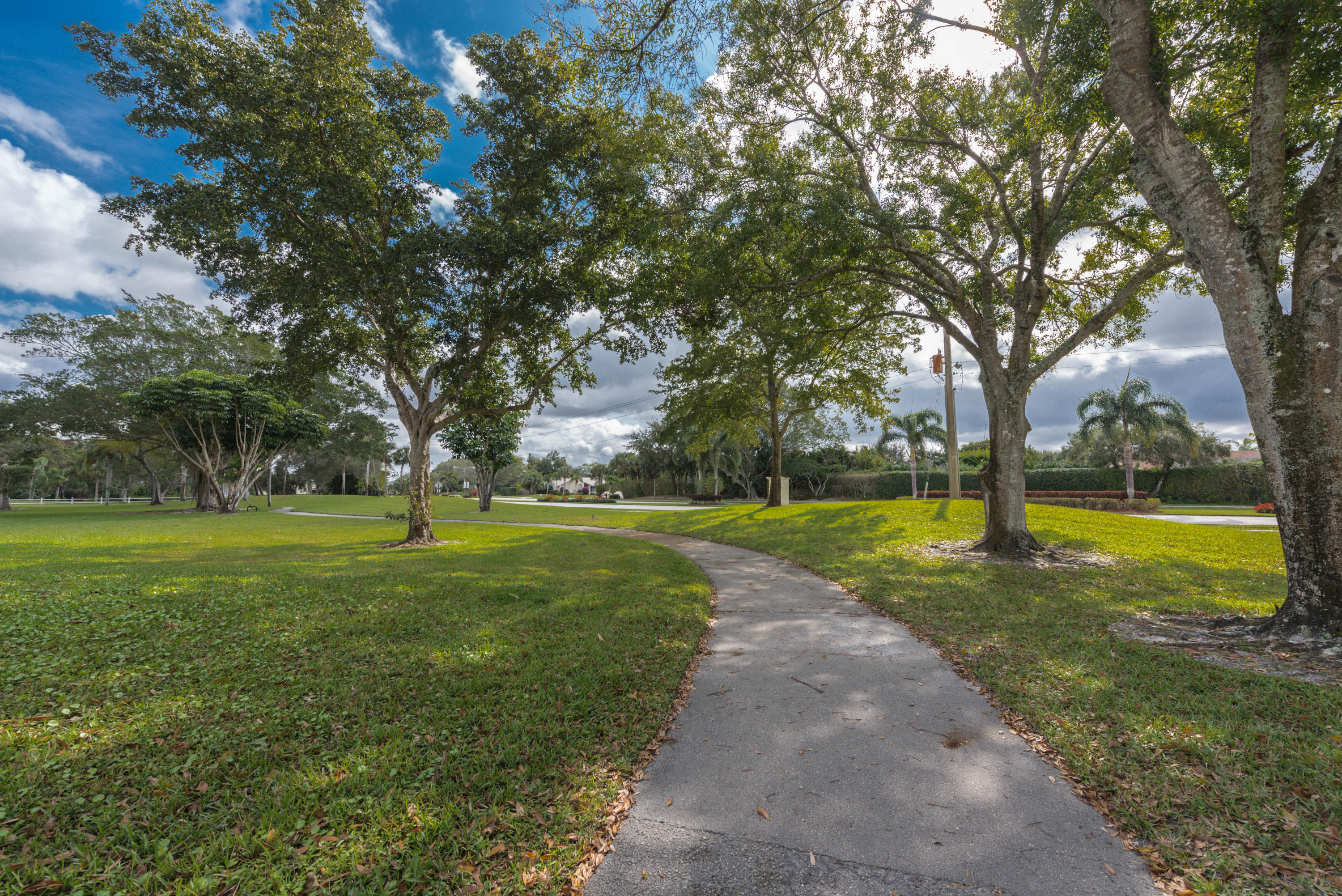 10656 Oak Lake Way Boca Raton, FL 33498 - Photo 28 of 30 10656 Oak Lake Way-48