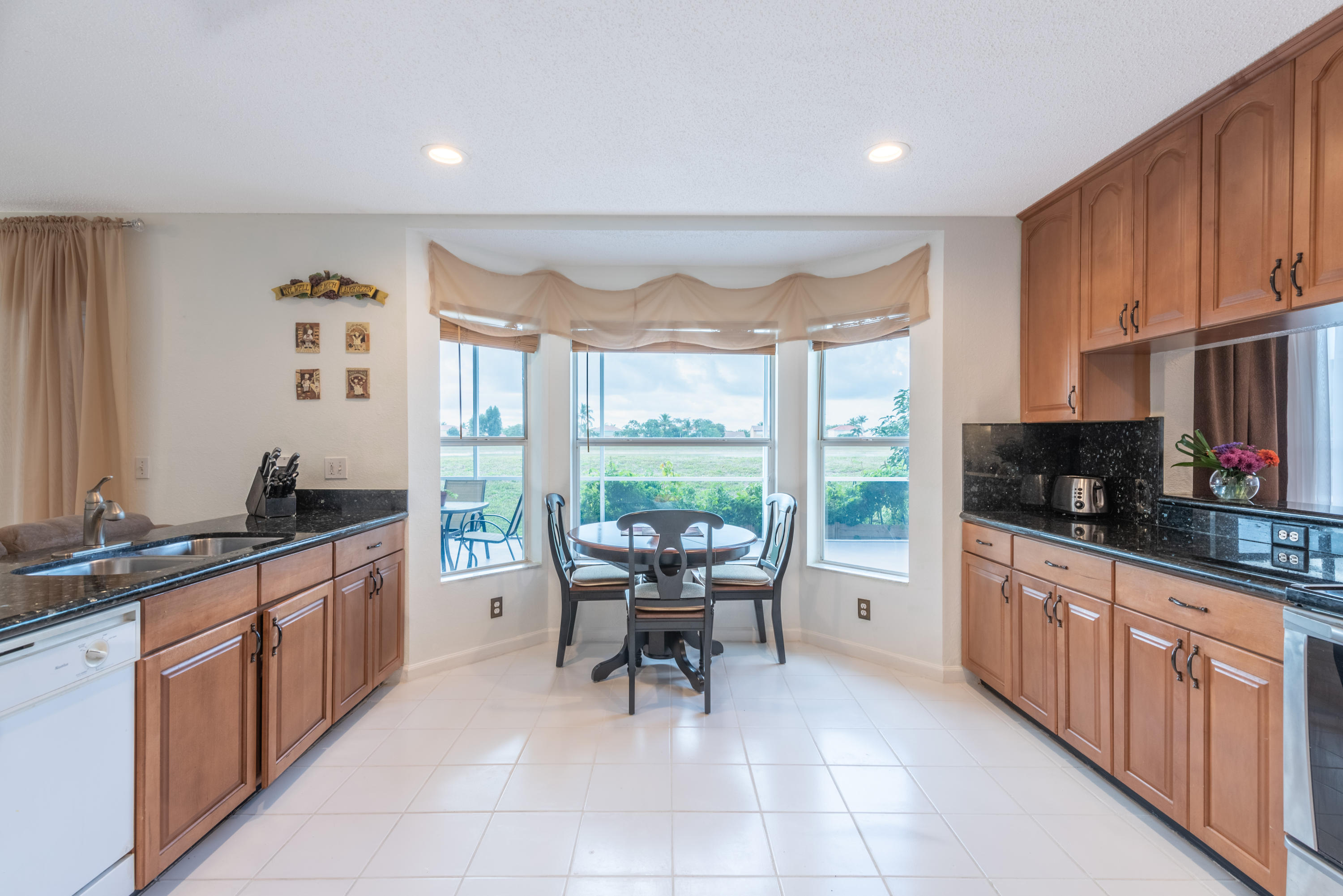 10656 Oak Lake Way Boca Raton, FL 33498 - Photo 10 of 30 10656 Oak Lake Way-17