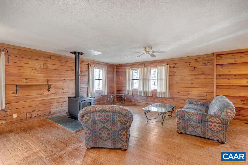 3050 Branch Road Scottsville, VA 24590 - Photo 17 of 28 Gallery Image 17