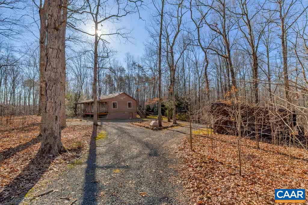 3050 Branch Road Scottsville, VA 24590 - Photo 3 of 28 Gallery Image 3
