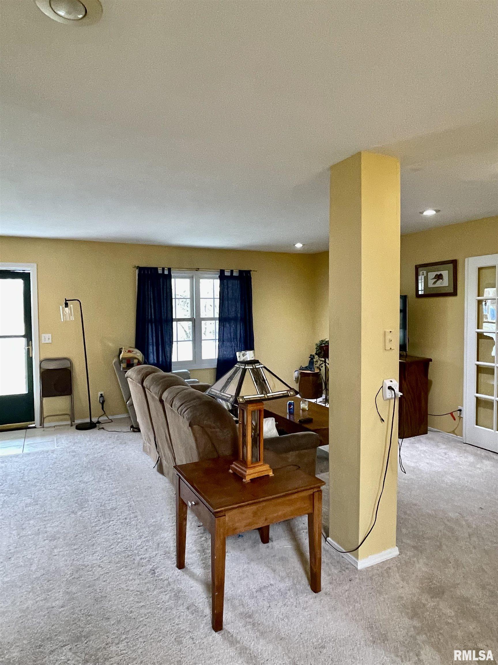 1945 Etherton Road Murphysboro, IL 62966 - Photo 7 of 25