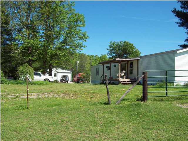 51 Mooneyham Lonewood Road Spencer, TN 38585 - Photo 1 of 17 Primary Photo