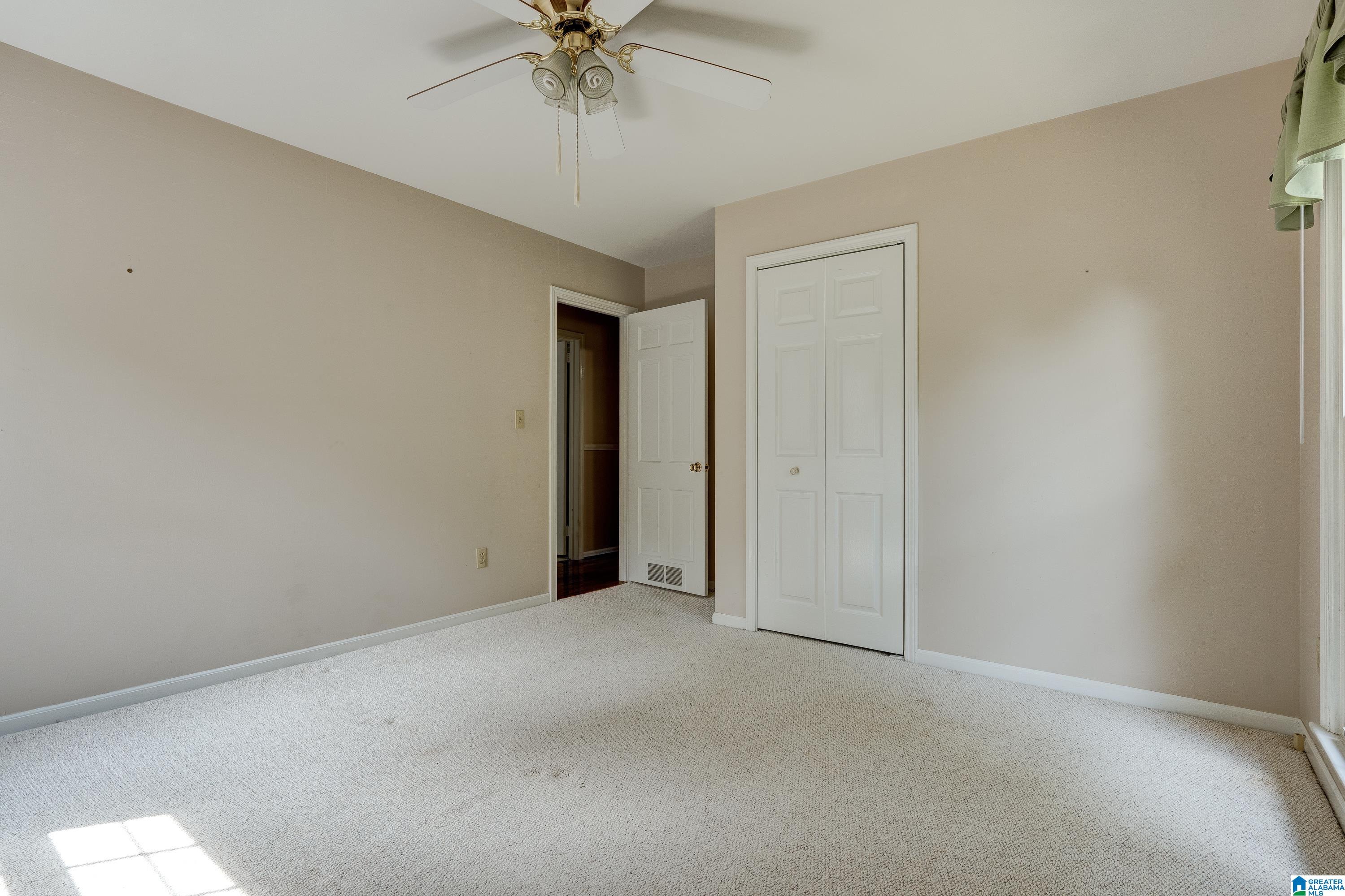 1822 Indian Hills Road Pelham, AL 35124 - Photo 27 of 40