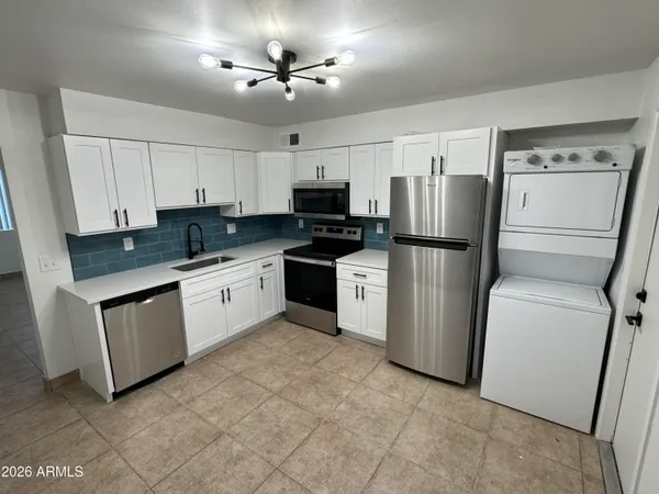 $1,595 | 450 North Williams, Mesa, AZ 85203