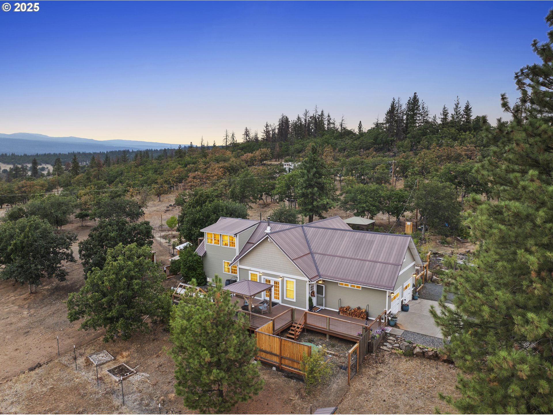 309 Woodland Road Goldendale, WA 98620 - Photo 1 of 48 Gallery Image 1