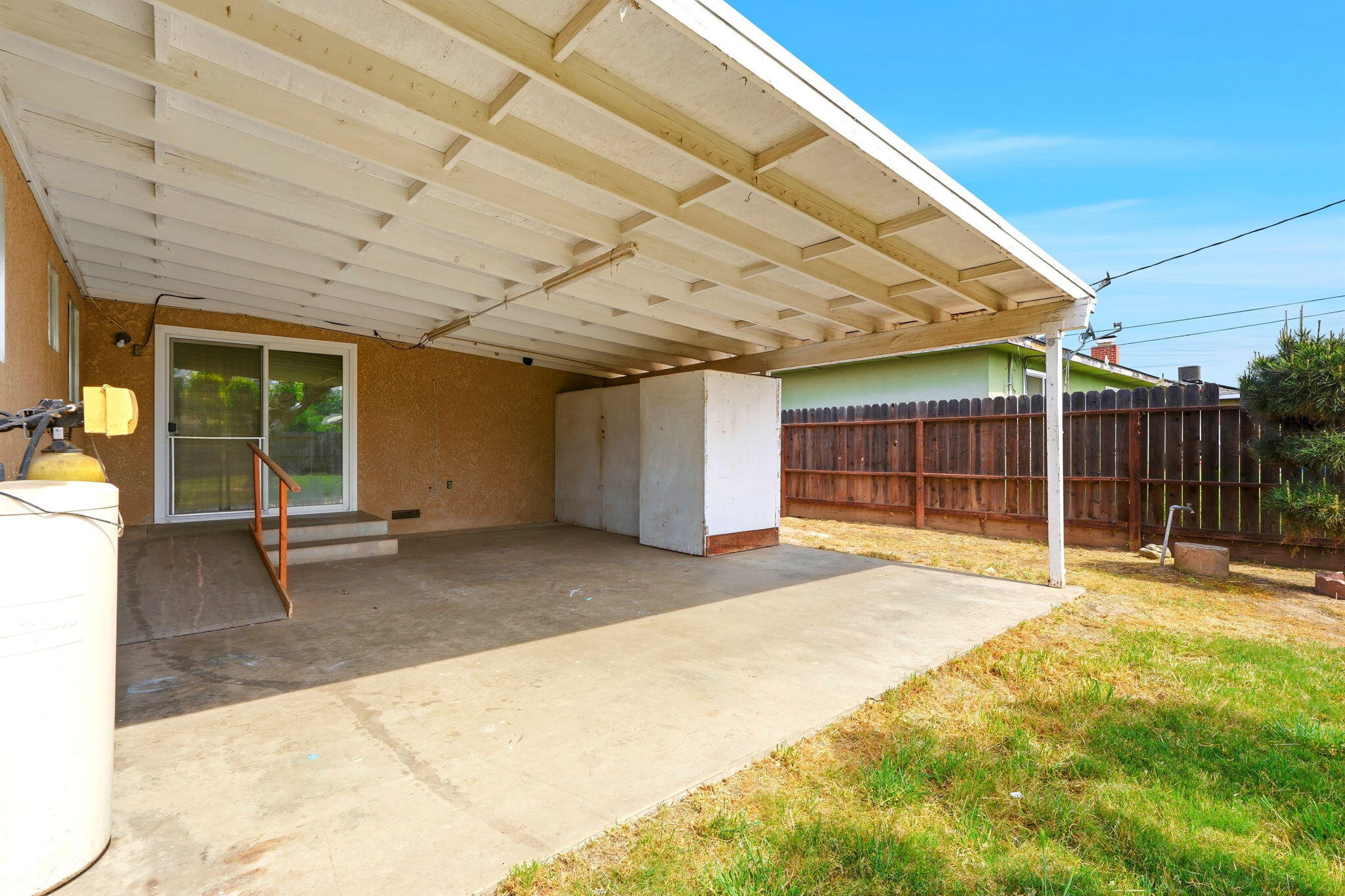 1123 East Washington Avenue Reedley, CA 93654 - Photo 48 of 54 49-1123_E_Washington_Ave_047