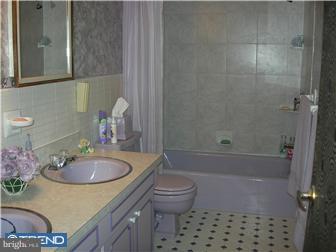 212 Philellena Road Cherry Hill, NJ 08034 - Photo 8 of 11 Gallery Image 8
