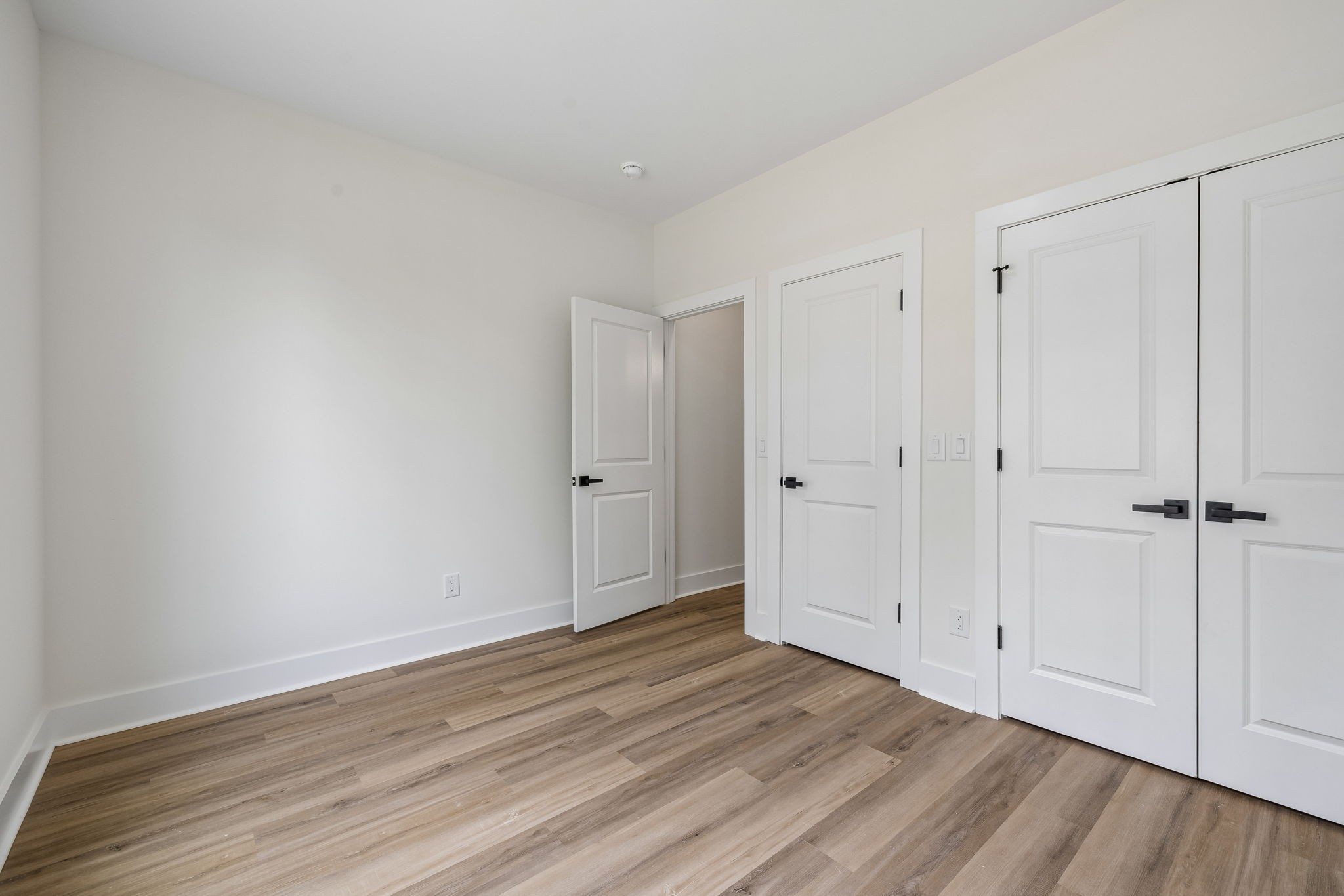 698 19th Avenue West Springfield, TN 37172 - Photo 25 of 33