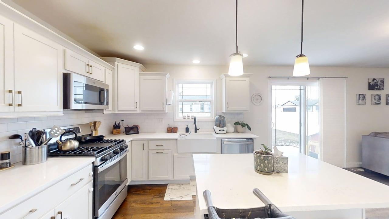 2014 Rylan Road Mahomet, IL 61853 - Photo 18 of 53