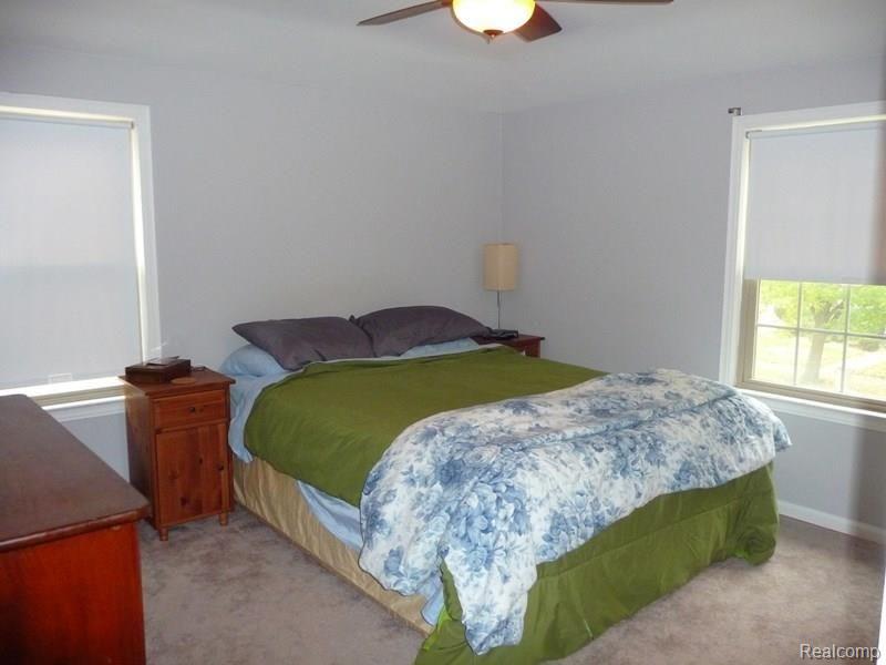 417 Lothrop Road Grosse Pointe, MI 48236 - Photo 10 of 18 BED.jpg