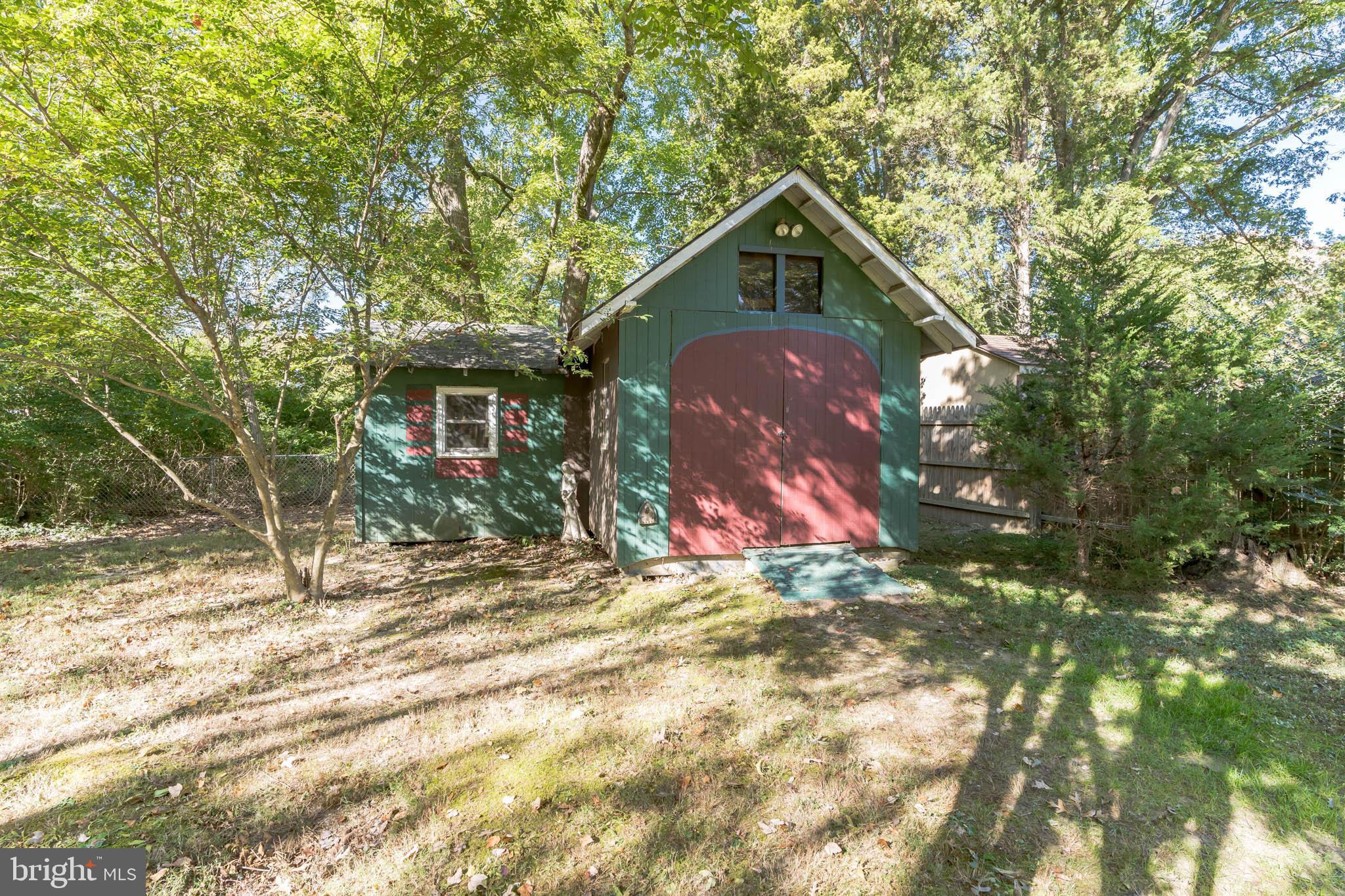 15809 Menk Road Accokeek, MD 20607 - Photo 23 of 30 Shed in backyard