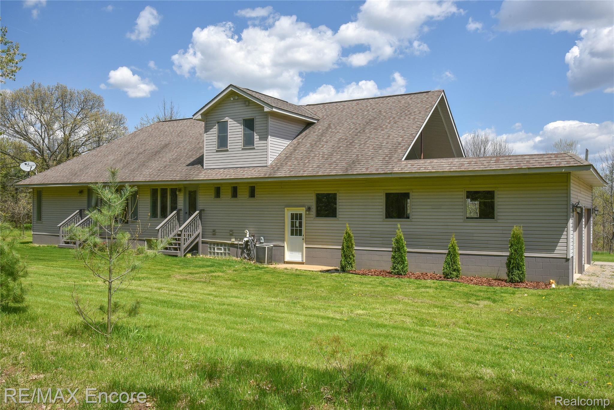 6274 Washburn Road  exterior (9).jpg