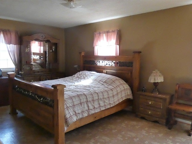 2555 Lickskillet Road Olmstead, KY 42265 - Photo 11 of 16 Gallery Image 11