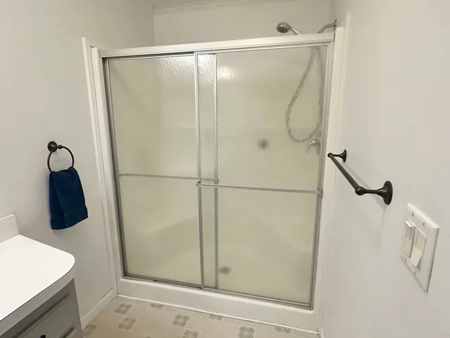 $349,900 | 3402 Island Drive, Middleboro, MA 02346