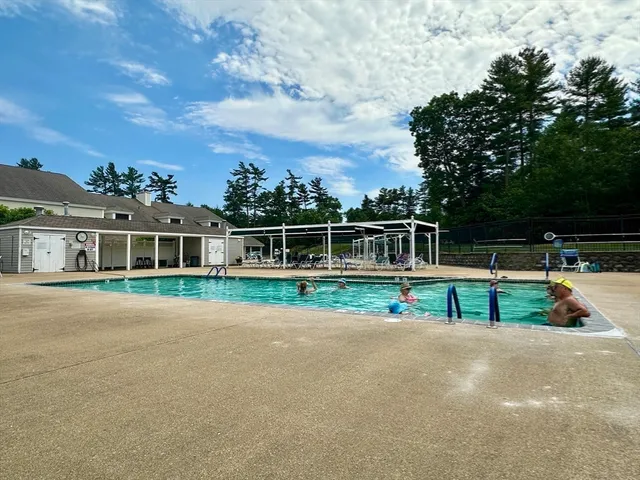 $349,900 | 3402 Island Drive, Middleboro, MA 02346