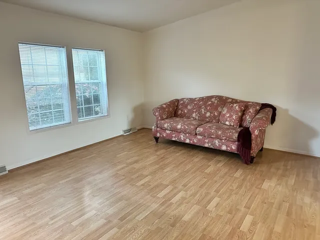 $349,900 | 3402 Island Drive, Middleboro, MA 02346