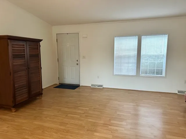 $349,900 | 3402 Island Drive, Middleboro, MA 02346