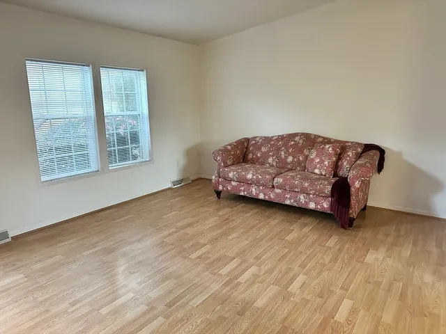 $349,900 | 3402 Island Drive, Middleboro, MA 02346