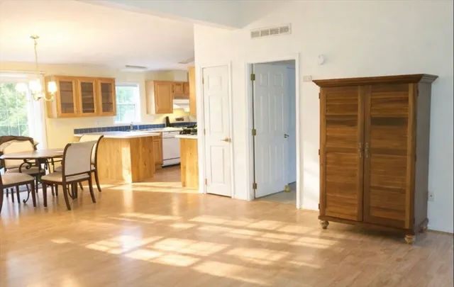 $349,900 | 3402 Island Drive, Middleboro, MA 02346