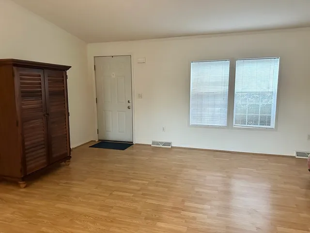 $349,900 | 3402 Island Drive, Middleboro, MA 02346