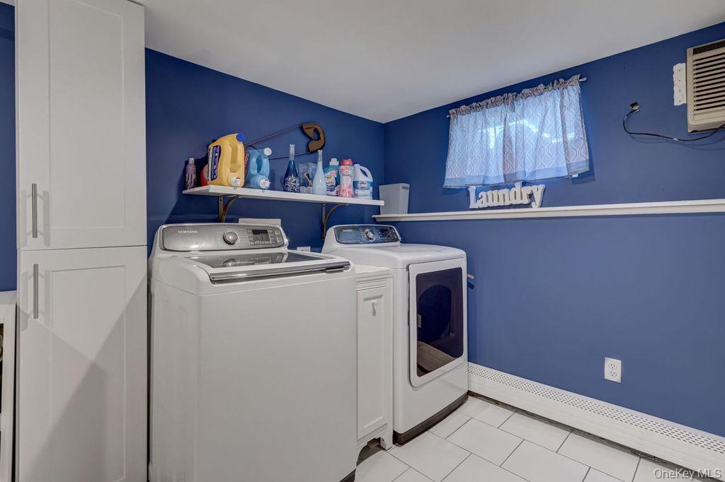 545 Mohawk Road East West Hempstead, NY 11552 - Photo 26 of 32