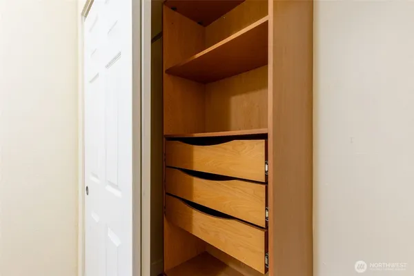 a view of walk in closet