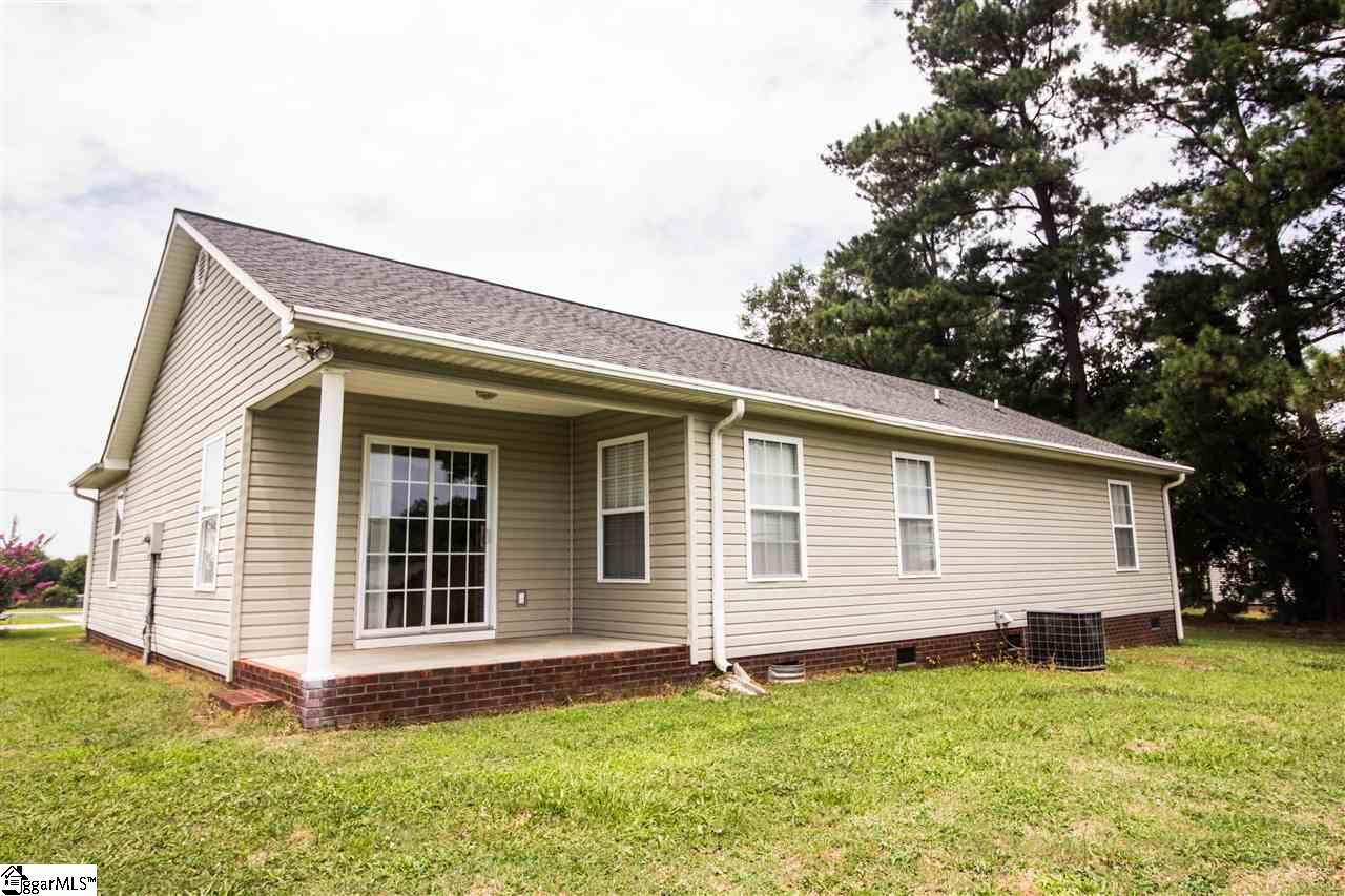 1380 Bishop Road Inman, SC 29349 - Photo 5 of 21