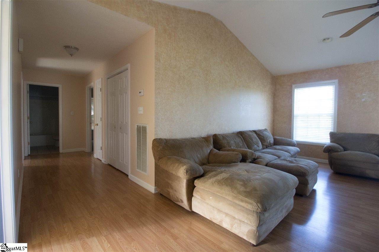 1380 Bishop Road Inman, SC 29349 - Photo 8 of 21