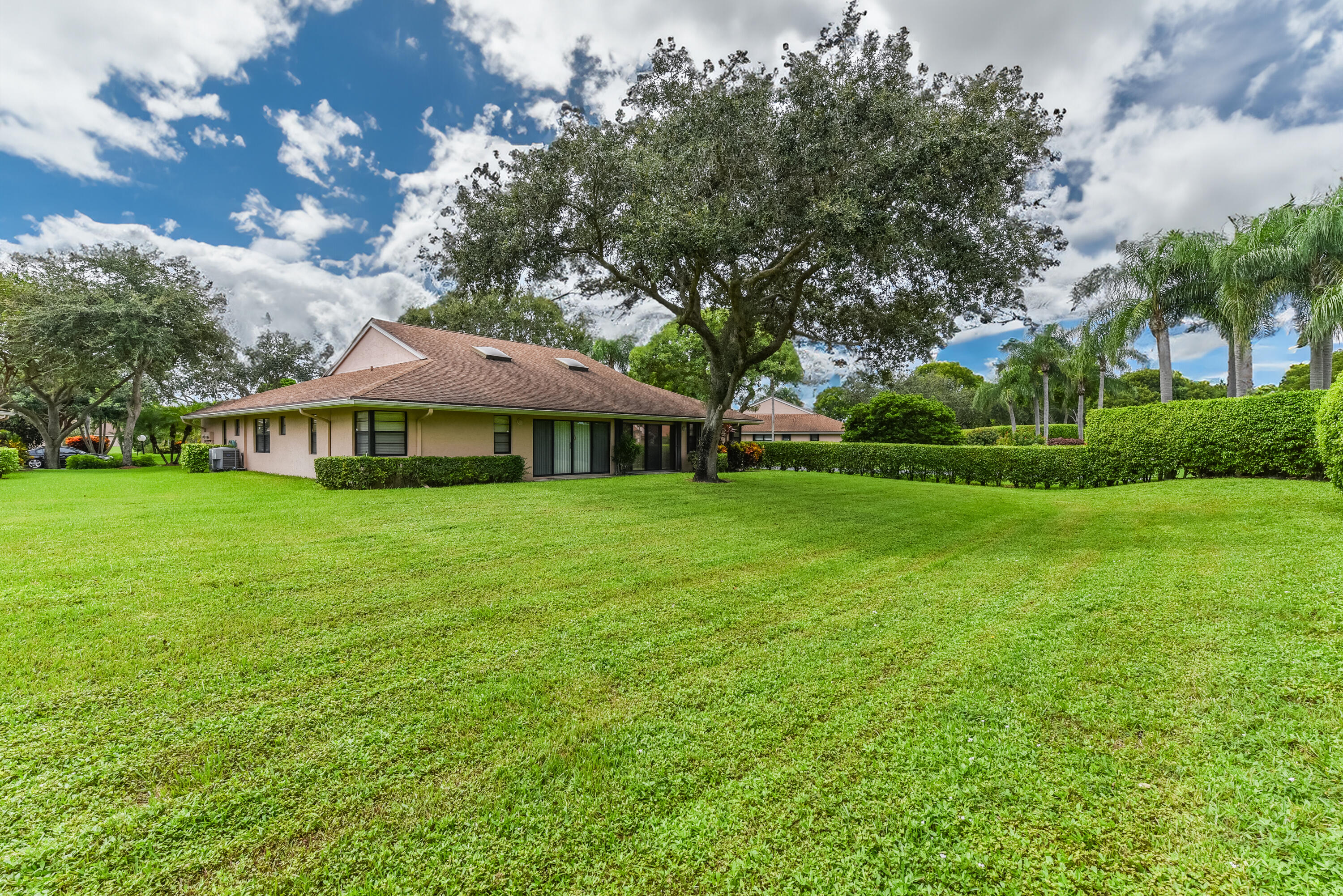 8235 Springlake Drive, Unit B Boca Raton, FL 33496 - Photo 28 of 49 8235 Springlake Dr_Michaela Marcus_Micha