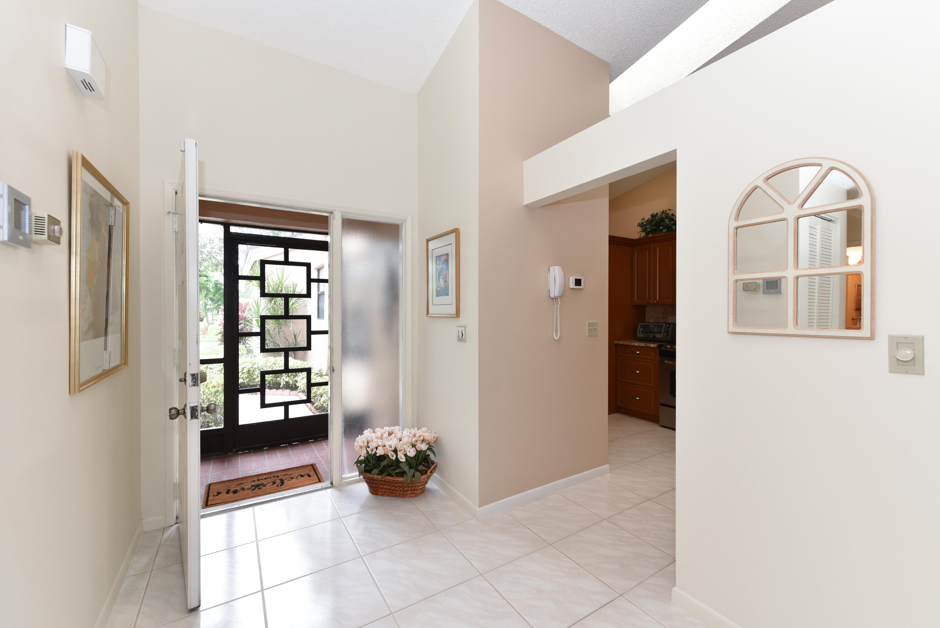 8235 Springlake Drive, Unit B Boca Raton, FL 33496 - Photo 4 of 49 Foyer