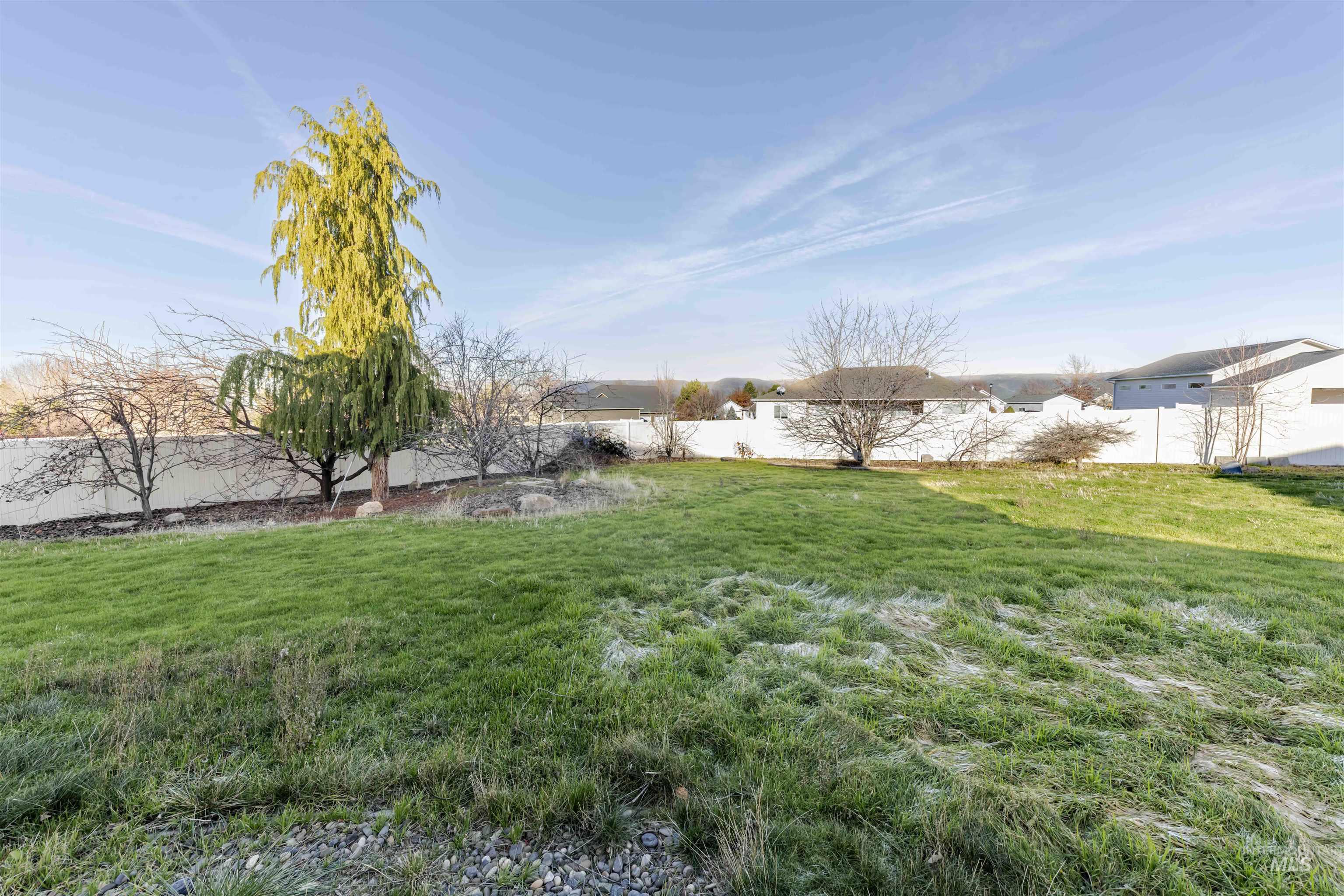 7591 Pheasant Chase Drive Lewiston, ID 83501 - Photo 29 of 32 View of fenced backyard