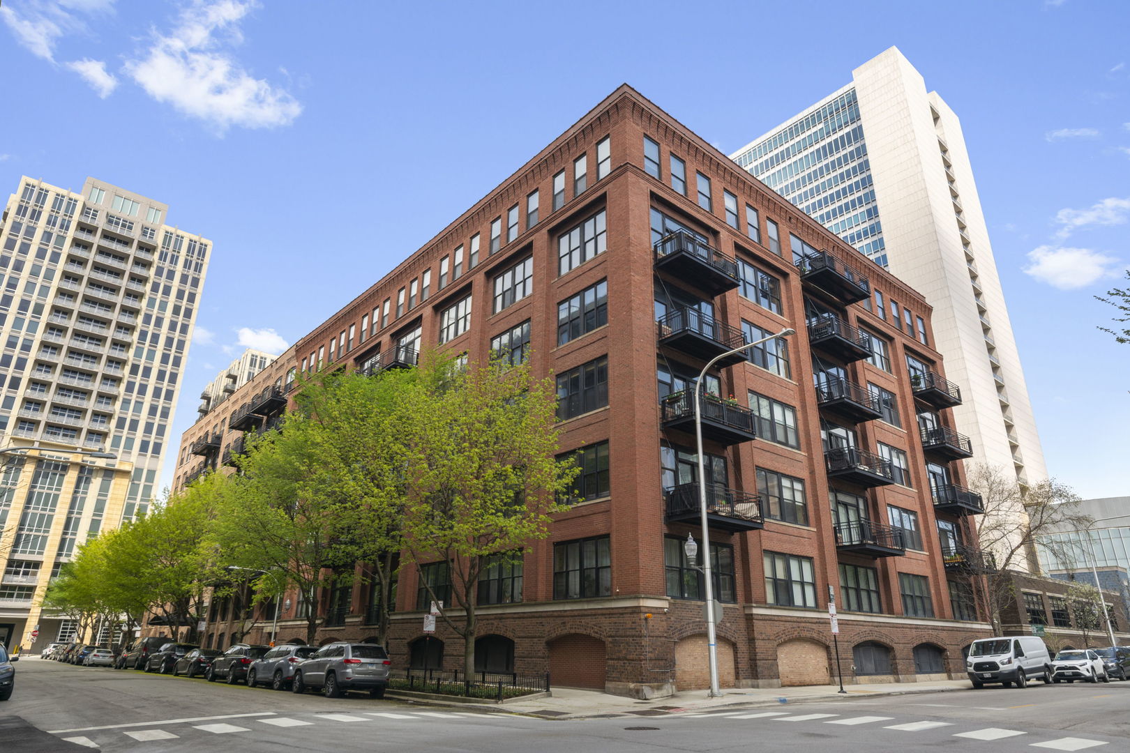 520 West Huron Street, Unit 705 Chicago, IL 60654 - Photo 1 of 14 a front view of a building