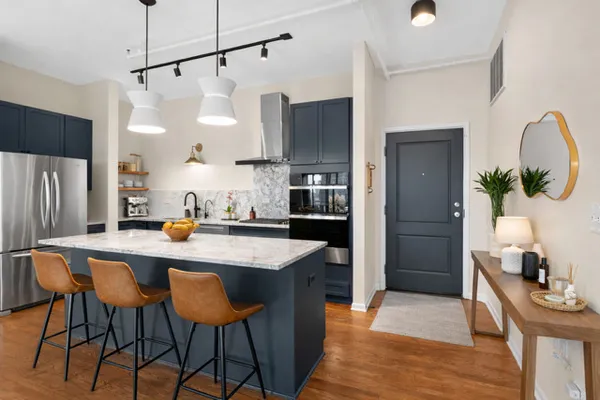 $799,000 | 520 West Huron Street, Unit 705, Chicago, IL 60654