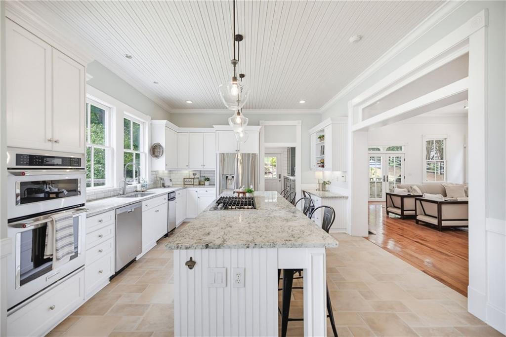 10685 Parsons Road Johns Creek, GA 30097 - Photo 6 of 67