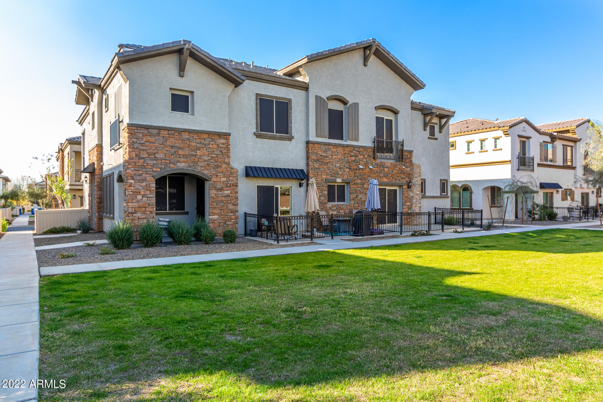 2747 South Decatur Drive, Unit 103 Gilbert, AZ 85295 - Photo 2 of 40 0001-02-Decatur