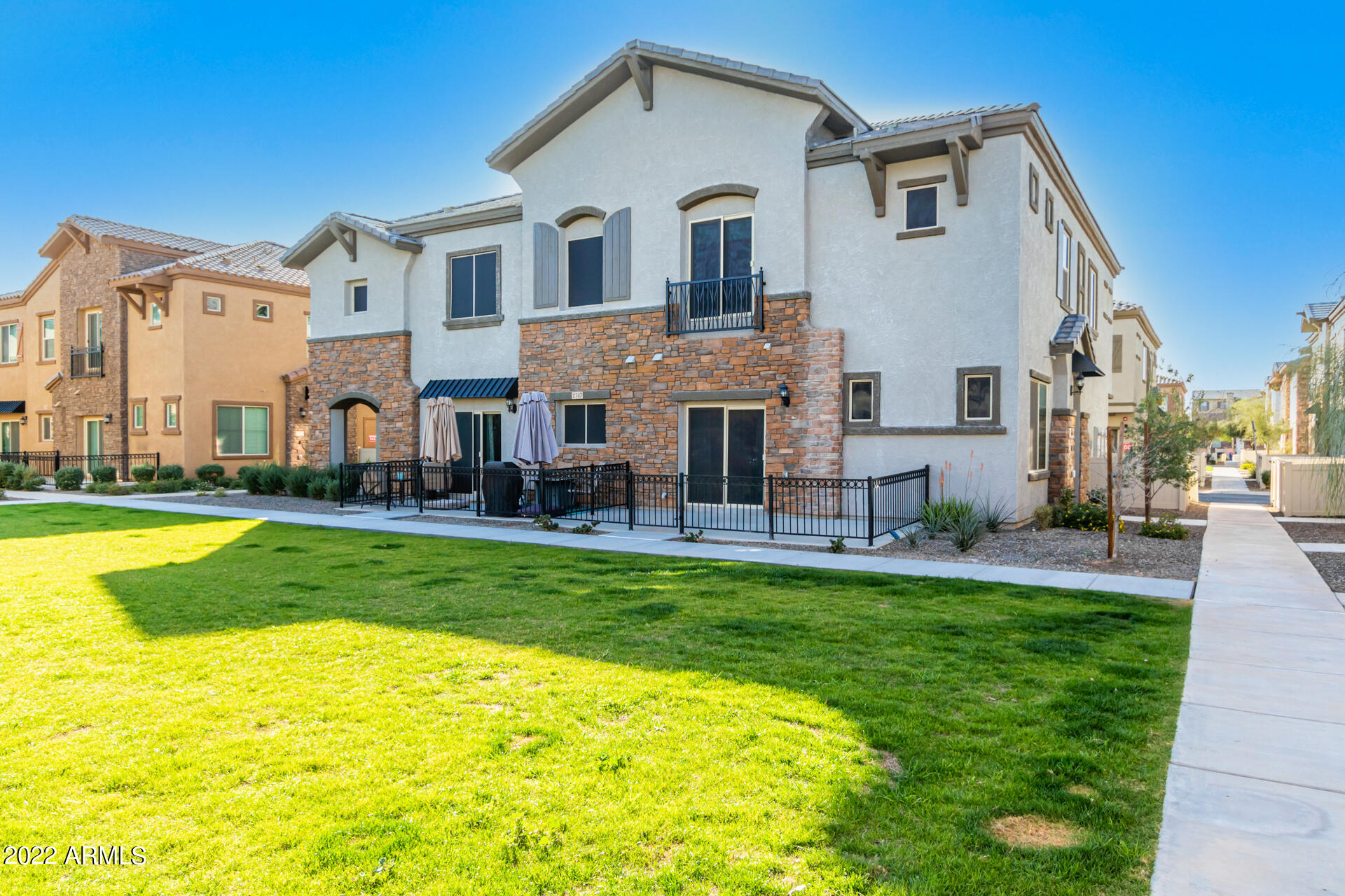 2747 South Decatur Drive, Unit 103 Gilbert, AZ 85295 - Photo 4 of 40 0003-03-Decatur