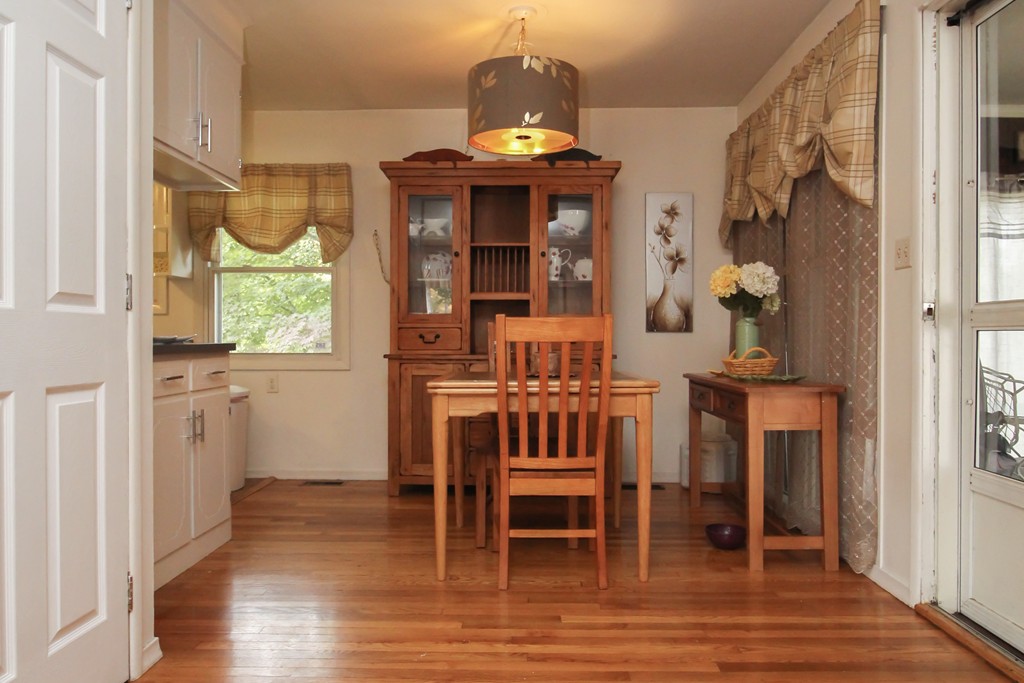 757 Benson Road Northbridge, MA 01588 - Photo 8 of 30 Gallery Image 8