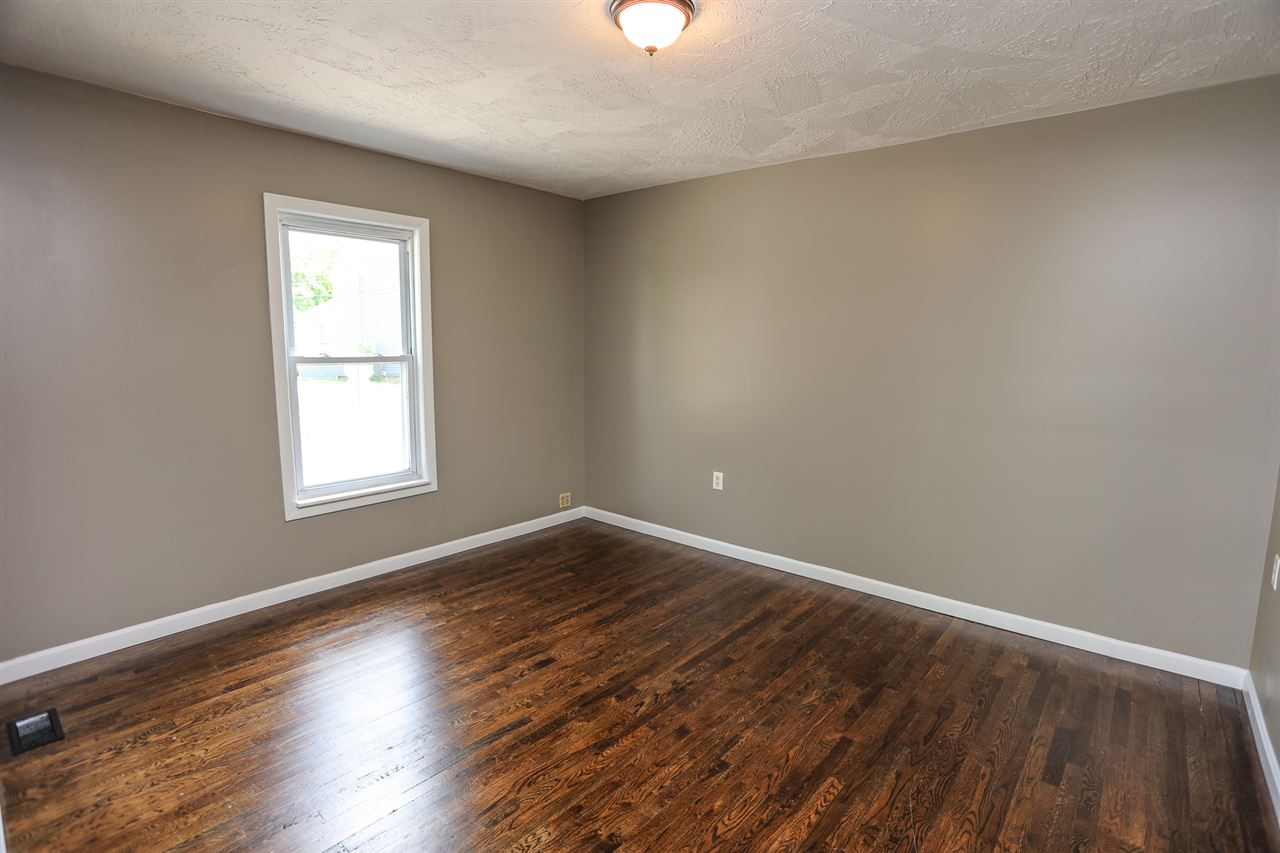 12 R Boyd Road Derry, NH 03038 - Photo 12 of 25