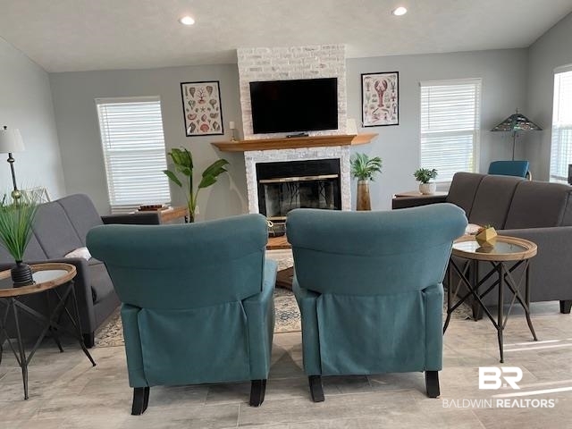 622 Boykin Court North Gulf Shores, AL 36542 - Photo 5 of 44 LIVING ROOM