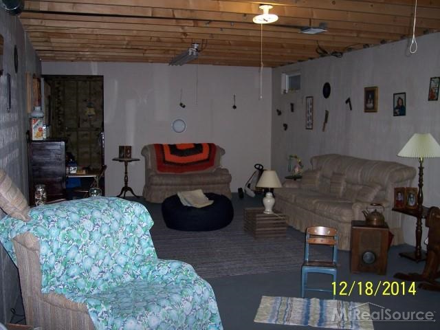5814 Falkenbury Road North Branch, MI 48461 - Photo 23 of 32