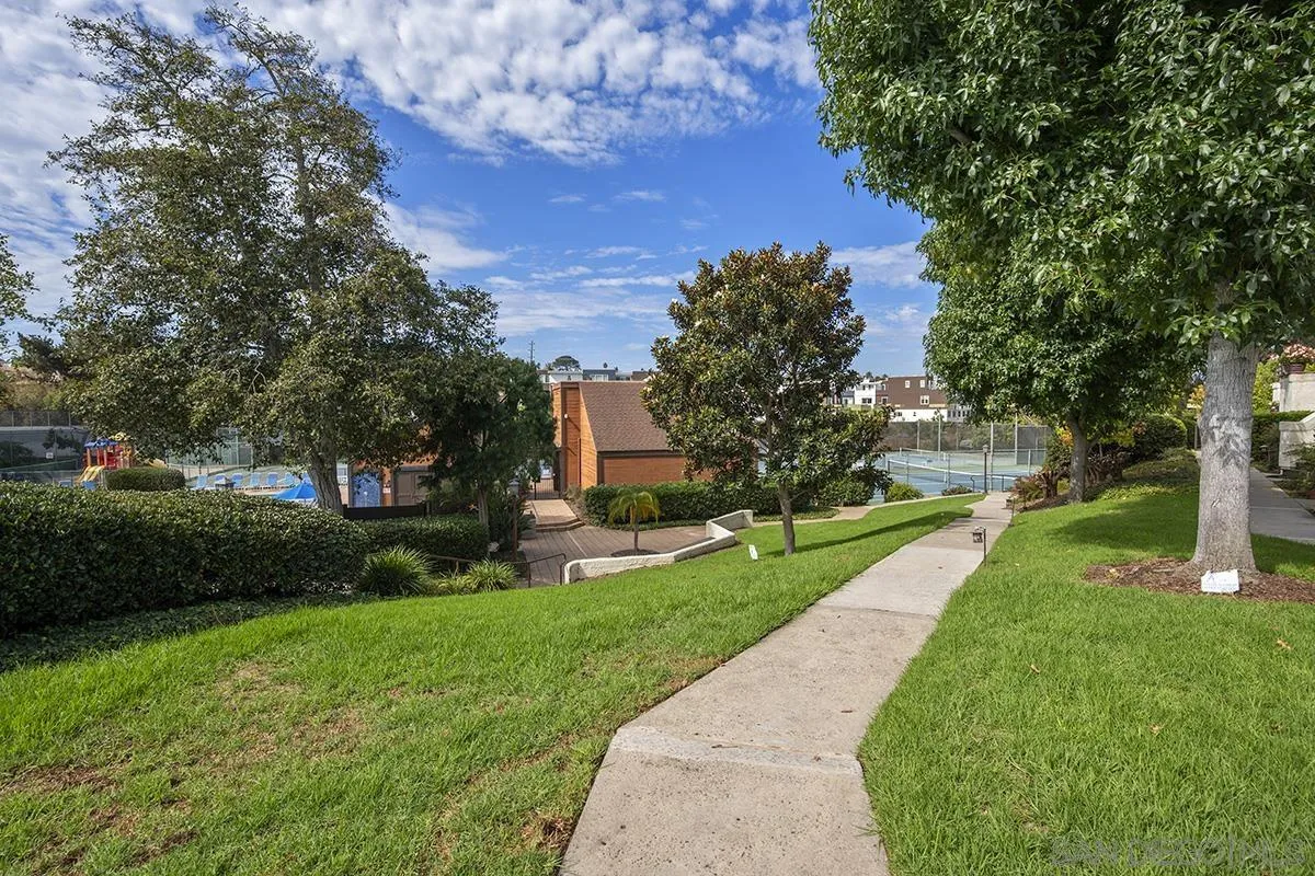 2296 Caminito Pajarito, Unit 85 San Diego, CA 92107 - Photo 38 of 45