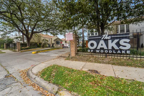 $120,000 | 2100 Tanglewilde Street, Unit 591, Houston, TX 77063