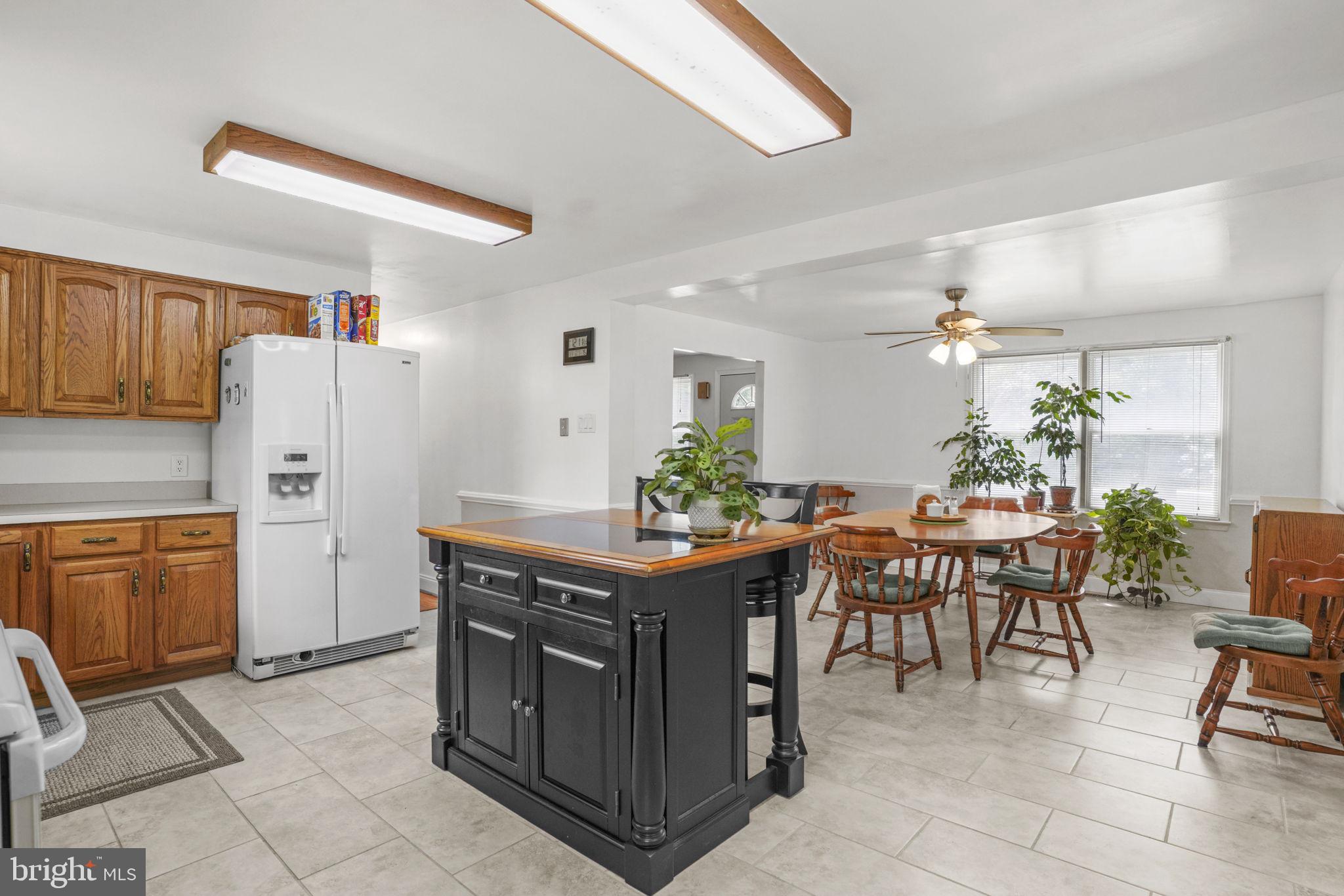 718 Mimosa Cove Road Deale, MD 20751 - Photo 5 of 47 Kitchen