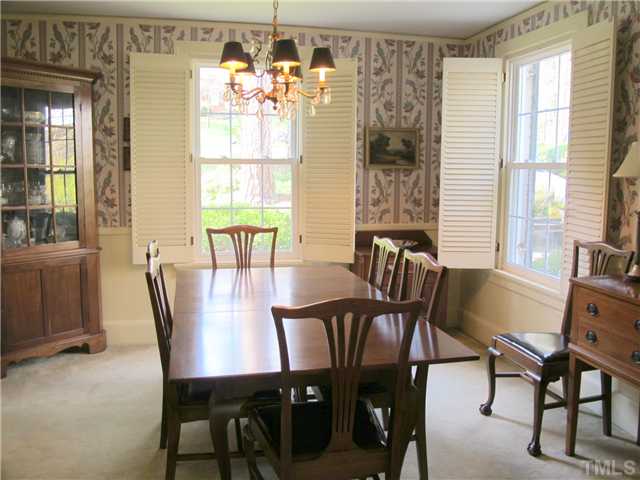 2720 Cambridge Road Raleigh, NC 27608 - Photo 4 of 16