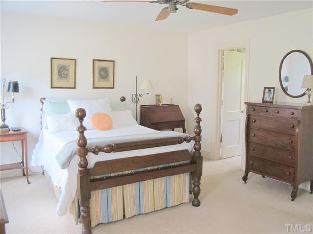 2720 Cambridge Road Raleigh, NC 27608 - Photo 8 of 16