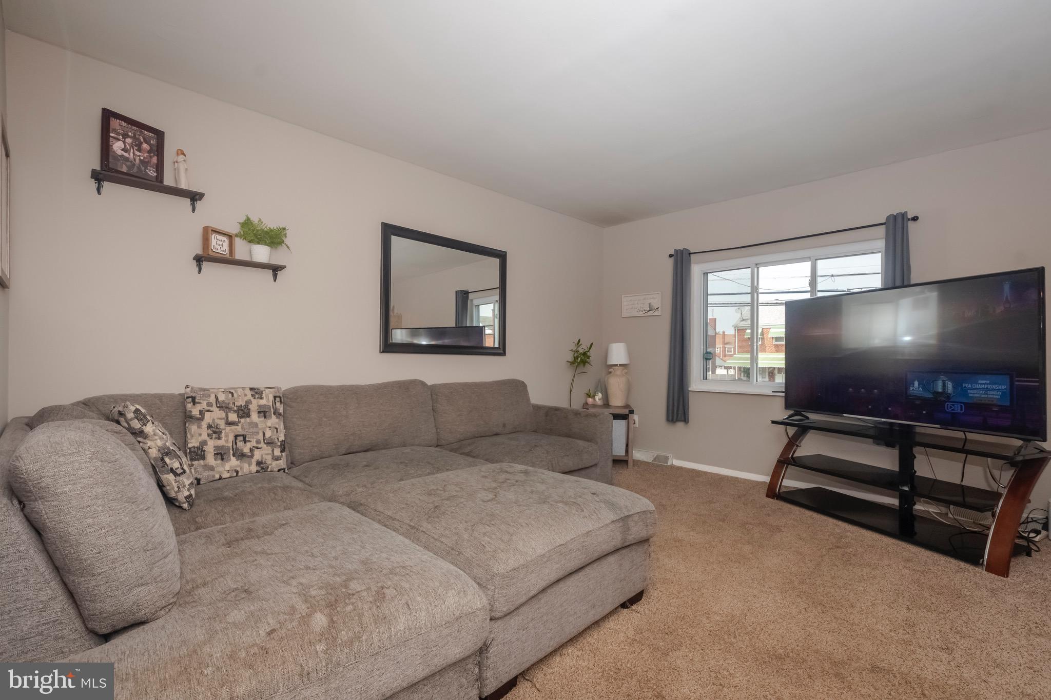 7917 Lynch Road Baltimore, MD 21222 - Photo 6 of 33
