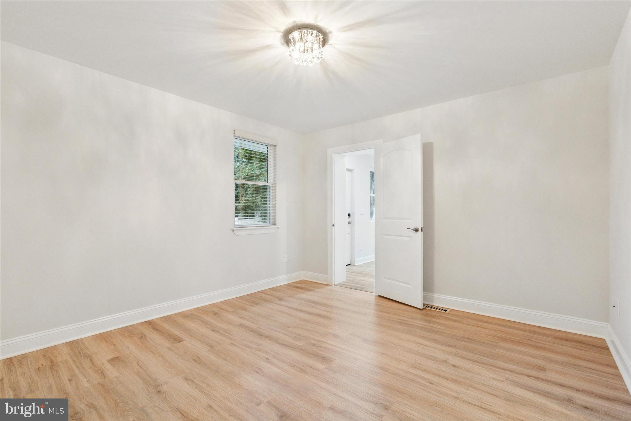 13441 Trevose Road Philadelphia, PA 19116 - Photo 12 of 35