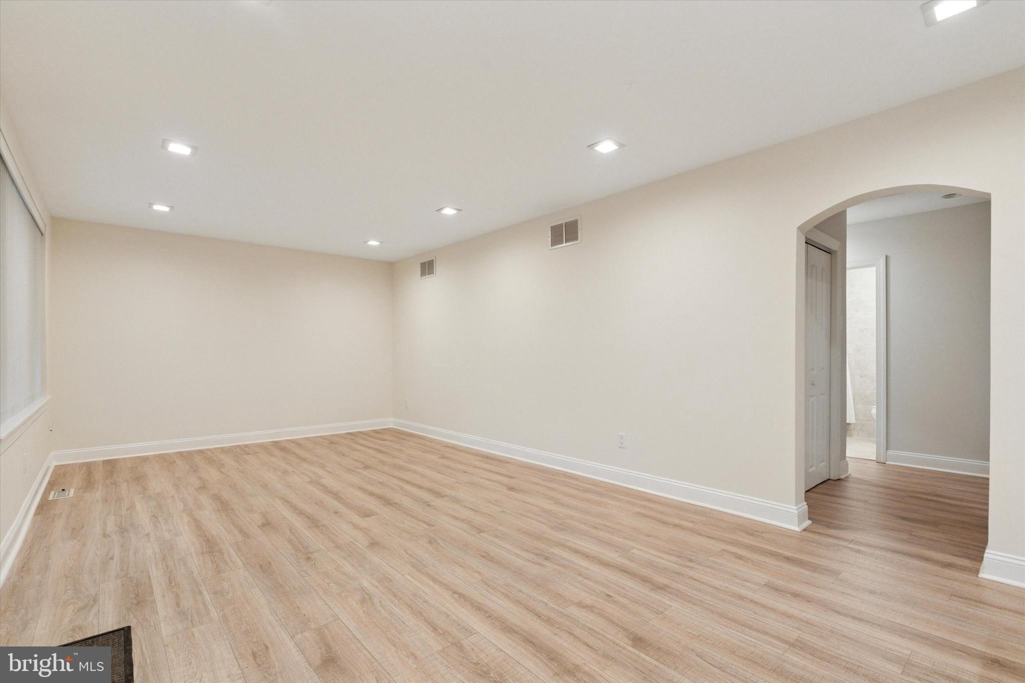 13441 Trevose Road Philadelphia, PA 19116 - Photo 13 of 35