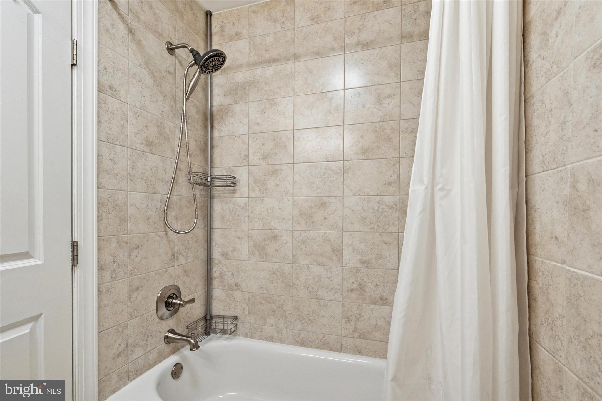 13441 Trevose Road Philadelphia, PA 19116 - Photo 17 of 35